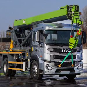 Автокран AVTR-16-ZM