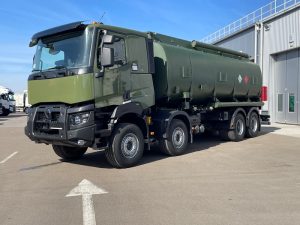 АЦ-27K на шасі Renault KP 8×4