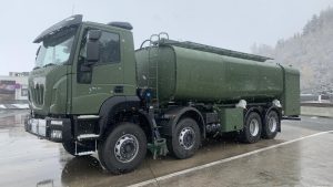 Авіаційний паливозаправник AV-22JM
